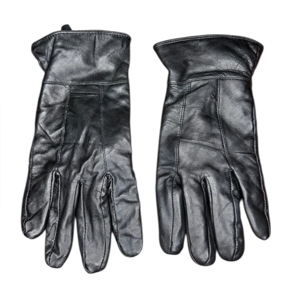 Insulated leather gloves